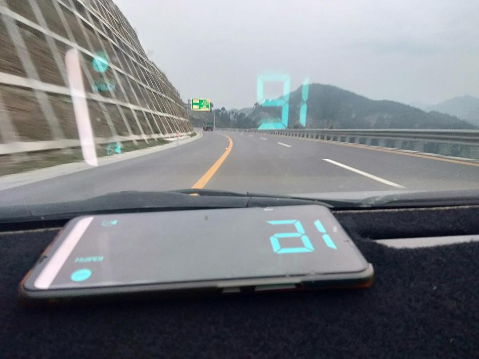 數(shù)字GPS車速表9