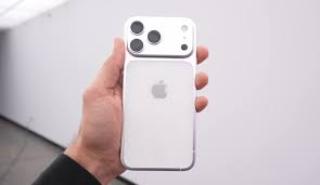 iPhone 17 Pro為何采用拼接材質(zhì)